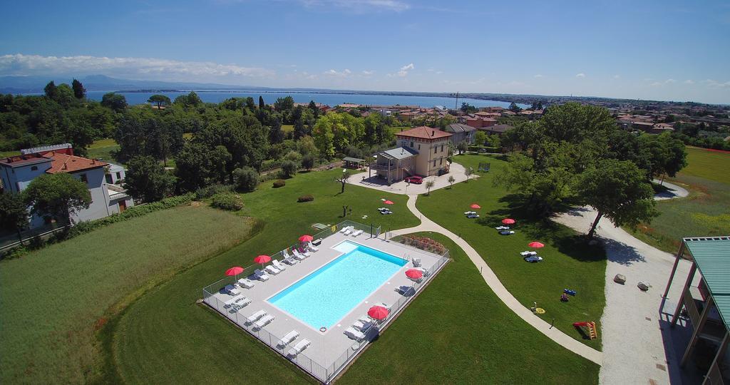 Villaggio Esmera Desenzano del Garda Eksteriør billede